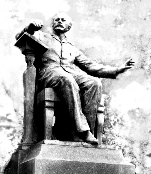 Файл:Tchaikovsky.Mukhina.jpg