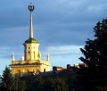 Spire evening (from train station) Kolpino.jpg