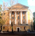 Школа Грибоедова 76.jpg